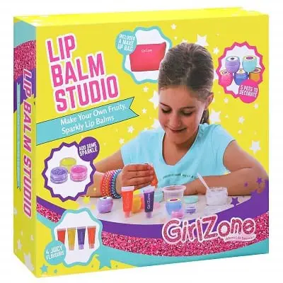 Lip Balm Kit with This 22 Piece Makeup Set